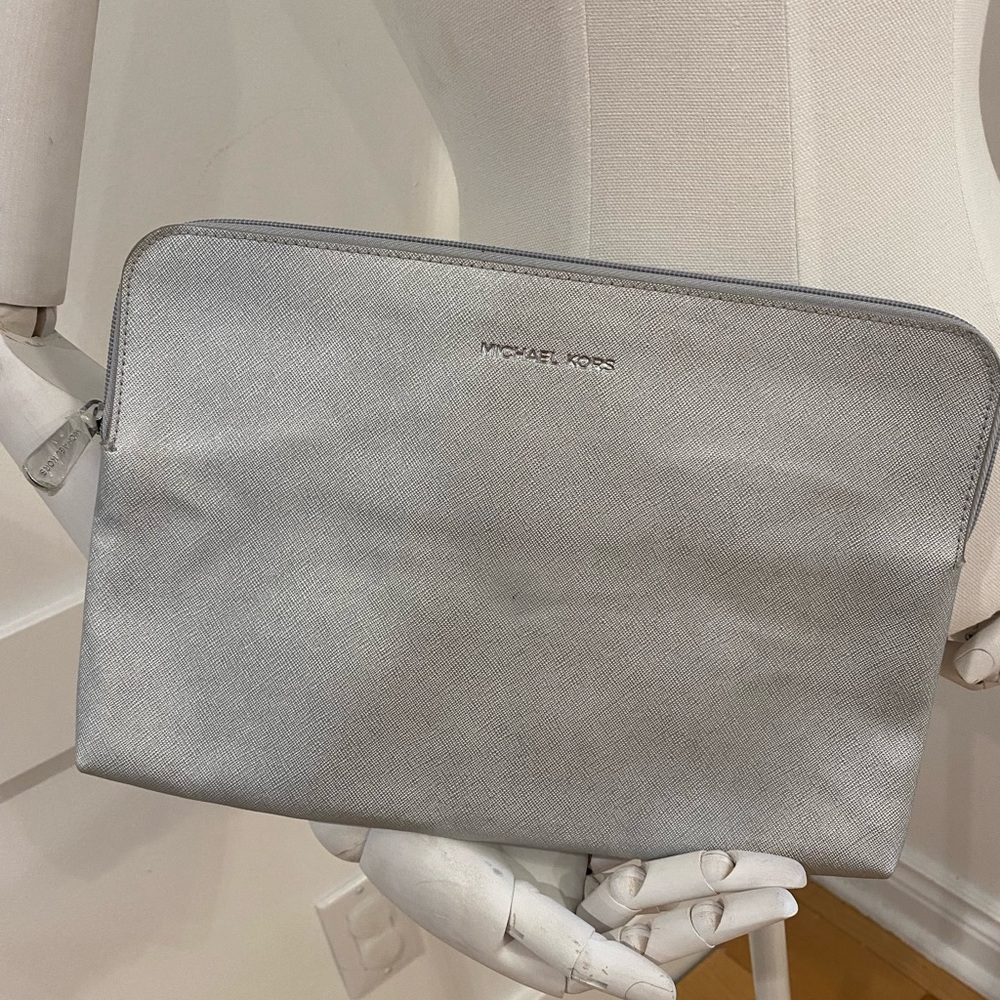Michael Kors iPad Air case or large clutch purse